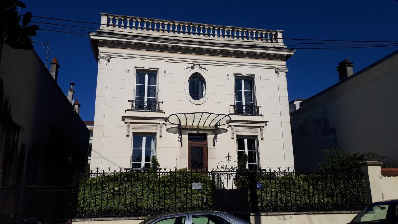 Villa Bon Accueil Neuilly-Plaisance Exterior foto